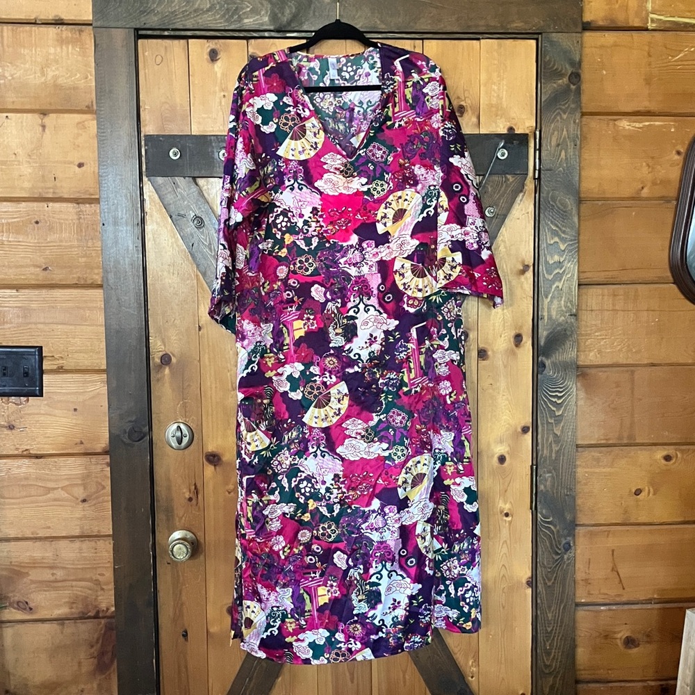Vibrant Long Sleeve Floral Kimono Dress Cruz Natori